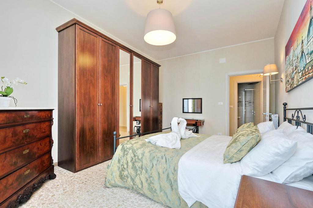 Appartamento di 130 m² con 3 camera Roma Esterno foto